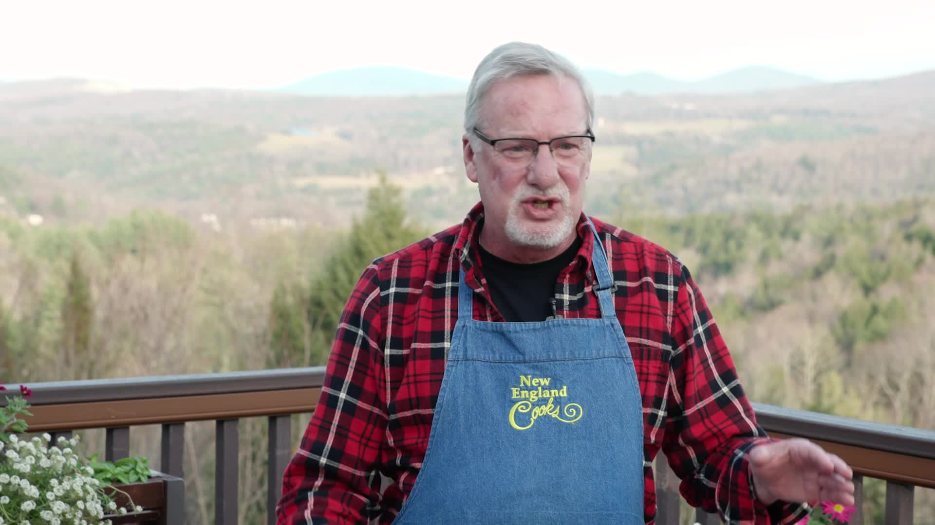 Thumbnail image for New England Cooks - Beef with  Blue Cheese & Bacon Cream Sauce